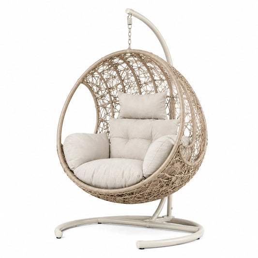 Sedia sospesa in rattan con cuscini in poliestere beige
